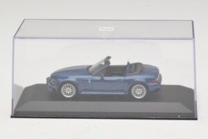 BMW Z3 E36/7 1.8 M Package Blue Replacement Box Minichamps 1:43 80429411714-R1 Diecast — photo 4 of 5