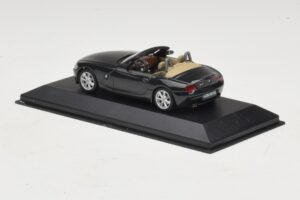 BMW Z4 E85 Black Metallic Replacement Box Minichamps 1:43 80420144055-R1 Diecast — photo 3 of 5