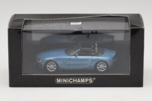 BMW Z4 E85 Light Blue Metallic Replacement Box Minichamps 1:43 80420144054-R1 Diecast — photo 5 of 5