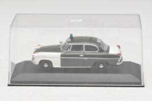 Borgward Isabella Polizei Frankfurt Minichamps 1:43 400096090 Diecast — photo 4 of 5