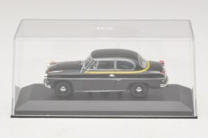 Borgward Isabella Taxi Black Minichamps 1:43 400096095 Diecast — photo 4 of 5
