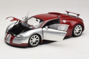 Bugatti Veyron Centenaire Edition Chrome Red Minichamps 1:18 100110851 Diecast — photo 2 of 8