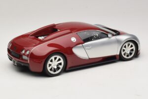 Bugatti Veyron Centenaire Edition Chrome Red Minichamps 1:18 100110851 Diecast — photo 3 of 8