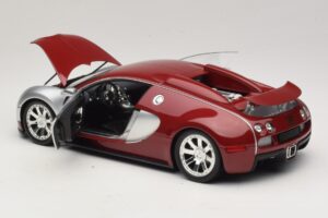 Bugatti Veyron Centenaire Edition Chrome Red Minichamps 1:18 100110851 Diecast — photo 5 of 8