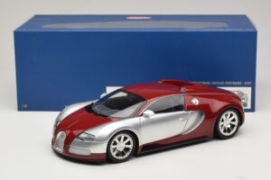 Bugatti Veyron Centenaire Edition Chrome Red Minichamps 1:18 100110851 Diecast — photo 8 of 8