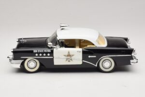 Buick Century Sun State Patrol Mira 1:18 6118 Diecast — photo 4 of 8