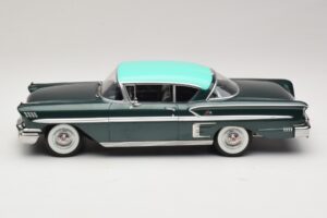Chevrolet Bel Air Impala Coupe Dark Green Metallic & Green KK-Scale 1:18 KKDC181594 Diecast — photo 3 of 6