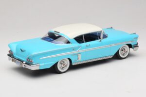 Chevrolet Bel Air Impala Coupe Turquoise & Cream KK-Scale 1:18 KKDC181593 Diecast — photo 2 of 6