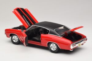Chevrolet Chevelle SS454 Red Maisto 1:18 31890-P1 Diecast — photo 5 of 8