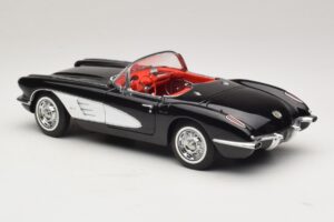 Chevrolet Corvette C1 Tuxedo Black AUTOart 1:18 71142 Diecast — photo 7 of 8