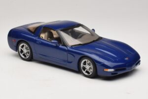 Chevrolet Corvette C5 Commemorative Edition Blue AUTOart 1:18 71157 Diecast — photo 7 of 9