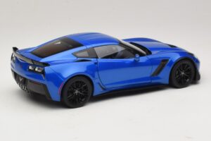 Chevrolet Corvette C7 Z06 Laguna Blue Tintcoat AUTOart 1:18 71265 Composite — photo 3 of 8
