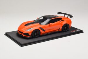 Chevrolet Corvette C7 ZR-1 High Voltage Tint TopSpeed 1:18 TS0147 Resin