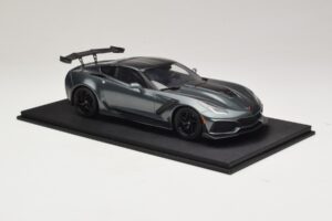 Chevrolet Corvette C7 ZR-1 Shadow Grey Metallic TopSpeed 1:18 TS0148 Resin — photo 4 of 6
