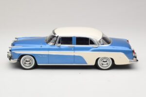 DeSoto Fireflite Sedan Blue Metallic & Cream KK-Scale 1:18 KKDC181544 Diecast — photo 3 of 6
