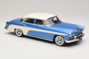 DeSoto Fireflite Sedan Blue Metallic & Cream KK-Scale 1:18 KKDC181544 Diecast — photo 4 of 6