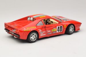 Ferrari 288 GTO #40 Red Bburago 1:18 3027-P4 Diecast — photo 3 of 8