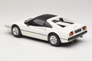 Ferrari 308 GTS White MCG 1:18 MCG18664 Diecast — photo 5 of 6