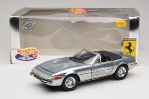 Ferrari 365 GTS Chrome Silver Hot Wheels 1:18 25738 Diecast — photo 8 of 8