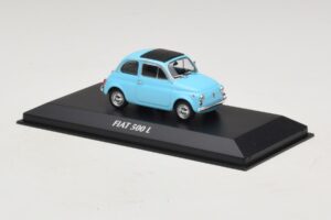 Fiat 500 L Blue Maxichamps 1:43 940121601 Diecast — photo 3 of 5