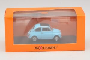 Fiat 500 L Blue Maxichamps 1:43 940121601 Diecast — photo 5 of 5