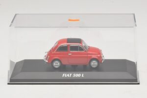 Fiat 500 L Red Maxichamps 1:43 940121600 Diecast — photo 4 of 5