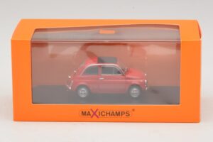 Fiat 500 L Red Maxichamps 1:43 940121600 Diecast — photo 5 of 5