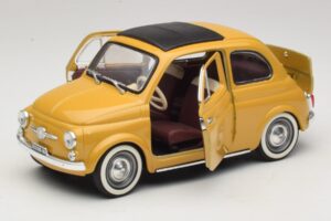 Fiat 500 Yellow Solido 1:18 8042 Diecast — photo 2 of 8