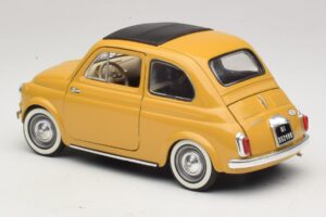 Fiat 500 Yellow Solido 1:18 8042 Diecast — photo 7 of 8