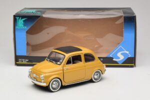 Fiat 500 Yellow Solido 1:18 8042 Diecast — photo 8 of 8