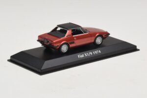 Fiat X1/9 Red Maxichamps 1:43 940121662 Diecast — photo 2 of 5
