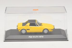 Fiat X1/9 Yellow Maxichamps 1:43 940121660 Diecast — photo 4 of 5