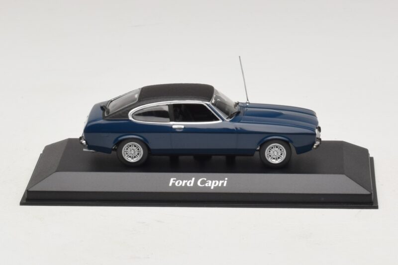 Ford Capri II Dark Blue Maxichamps 1:43 940081201 Diecast