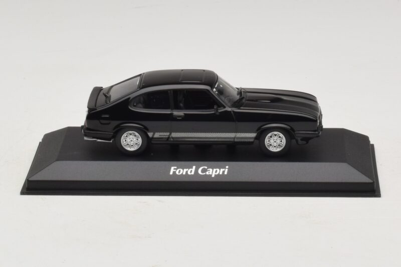 Ford Capri III Black Maxichamps 1:43 940082220 Diecast