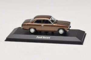 Ford Escort Mk1 Brown Metallic Maxichamps 1:43 940081000 Diecast