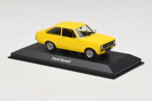 Ford Escort Mk2 Yellow Maxichamps 1:43 940084100 Diecast — photo 3 of 5