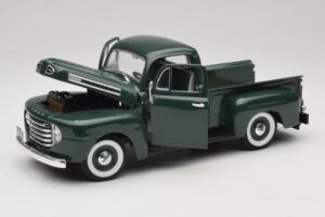 Ford F-1 Green Road Legends 1:18 92218 Diecast — photo 2 of 8