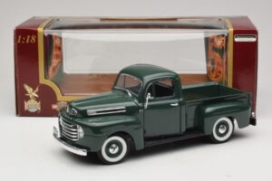 Ford F-1 Green Road Legends 1:18 92218 Diecast — photo 8 of 8