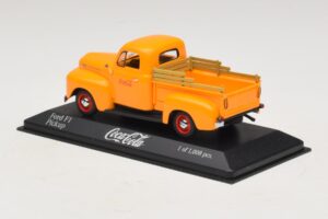 Ford F1 Coca-Cola Minichamps 1:43 400082062 Diecast — photo 3 of 5