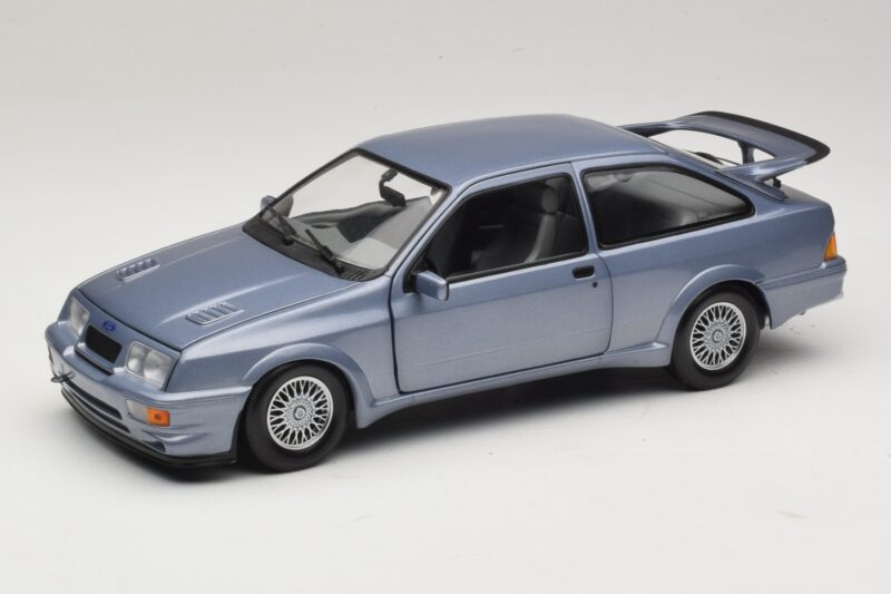 Ford Sierra RS Cosworth Blue Minichamps 1:18 150084072 Diecast