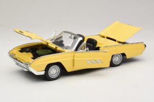 Ford Thunderbird Cabriolet Yellow Anson 1:18 30334-P1 Diecast — photo 2 of 8