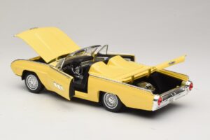 Ford Thunderbird Cabriolet Yellow Anson 1:18 30334-P1 Diecast — photo 5 of 8