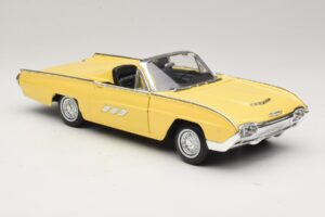 Ford Thunderbird Cabriolet Yellow Anson 1:18 30334-P1 Diecast — photo 6 of 8