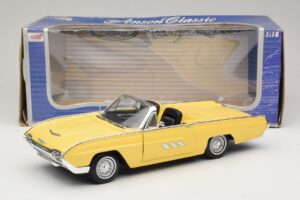 Ford Thunderbird Cabriolet Yellow Anson 1:18 30334-P1 Diecast — photo 8 of 8
