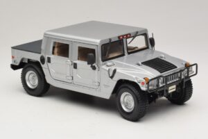 Hummer H1 Hard Top Silver Maisto 1:18 36857 Diecast — photo 6 of 8