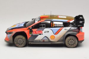 Hyundai i20 N Rally1 #1 T. Neuville / M. Wydaeghe Rally Portugal 2025 IXO 1:18 18RMC251B Diecast — photo 3 of 6