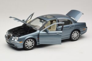 Jaguar S-Type X200 Blue Maisto 1:18 31865 Diecast — photo 2 of 8