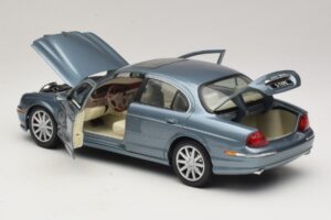 Jaguar S-Type X200 Blue Maisto 1:18 31865 Diecast — photo 5 of 8