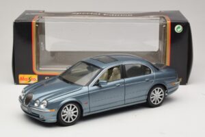 Jaguar S-Type X200 Blue Maisto 1:18 31865 Diecast — photo 8 of 8