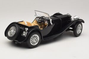 Jaguar SS100 Roadster Black Bburago 1:18 3006-M3 Diecast — photo 2 of 6